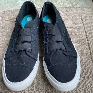 Women’s black slip on shoes